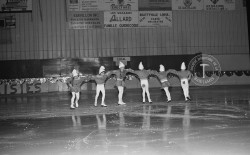 0375E Patinage artistique mars 1983  8 