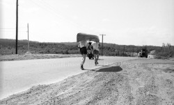 P114 S10 SS1 D60 P1 Courses de canots 20 juin 1976  1 