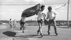 P114 S10 SS1 D60 P7 Courses de canots 20 juin 1976  7 