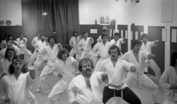 P114 S8 SS1 D63 P6  Sports Courrier Qu  villon sem. du 30 oct. 1974  3 