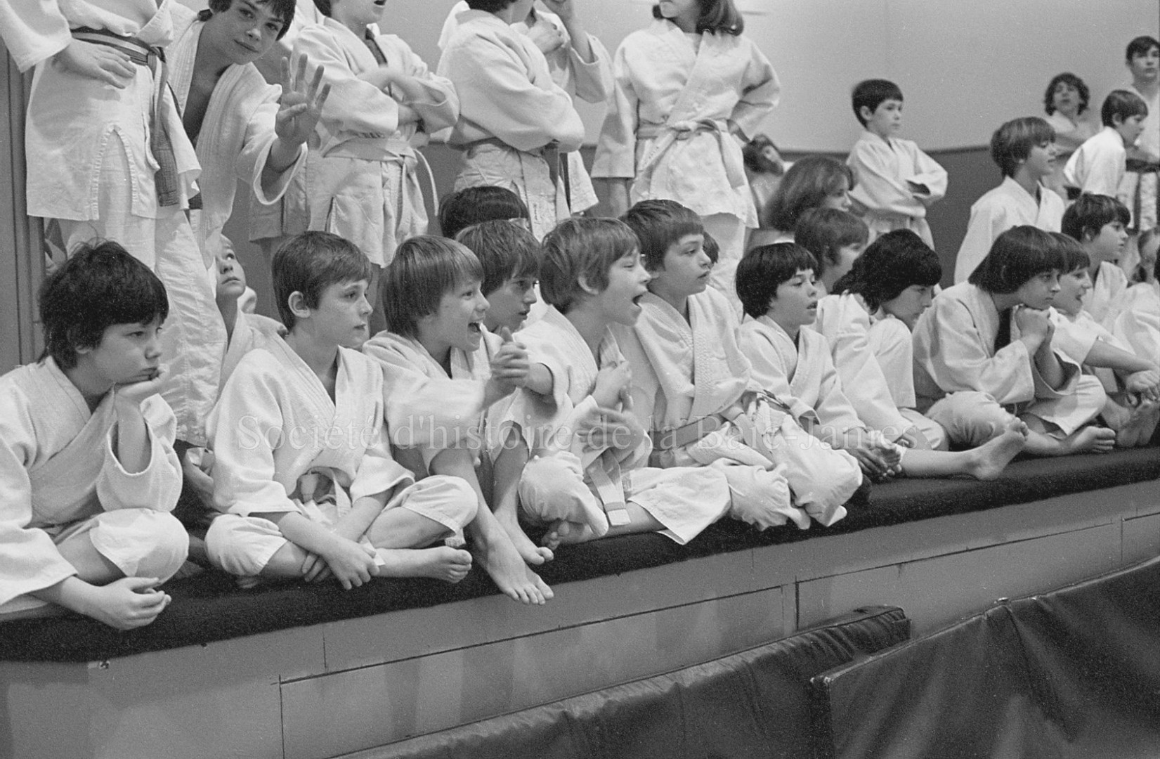 P114 S13 SS1 D9 P85  Chapais f  vrier 1979